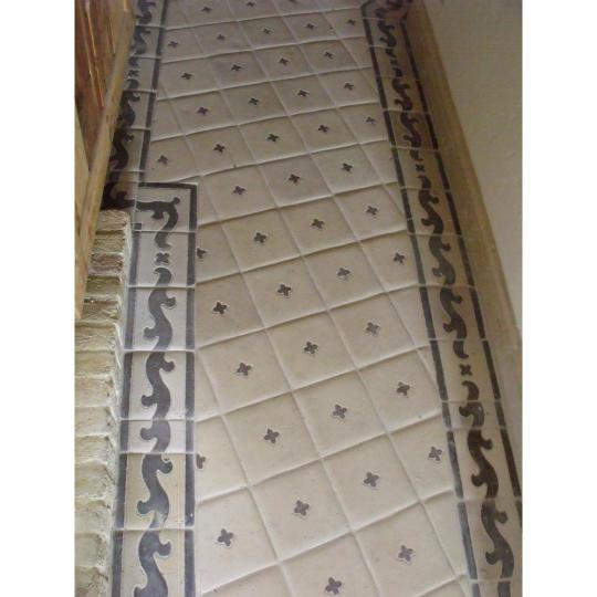 NM folyoso kek csempe muko belteri burkolat terrazzo regies antikolt mediterran klasszikus falburkolat disz csempe cementlap provansz.JPG